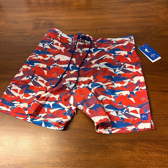 NWT Guy Harvey USA Shark 7" Volley Swim Trunk - Picture 2 of 8